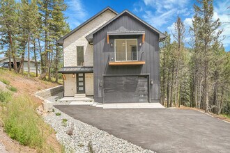 28229 Juniper Dr in Conifer, CO - Building Photo - Building Photo
