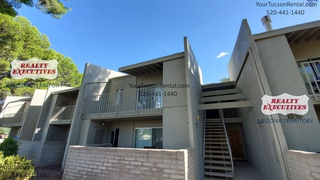 property at 816 S Langley Ave