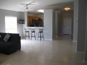 816 NW Greenwich Ct in Port St. Lucie, FL - Building Photo - Building Photo