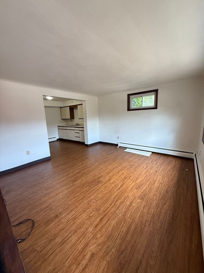 property at 463 E 7th Ave