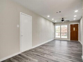 3012 Crouch St in Fort Worth, TX - Building Photo - Building Photo