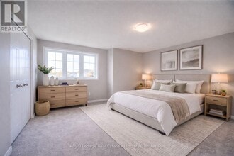 32 Hackberry St in Kitchener, ON - Building Photo - Building Photo