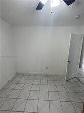 12021 SW 191st St-Unit -0 in Miami, FL - Foto de edificio - Building Photo