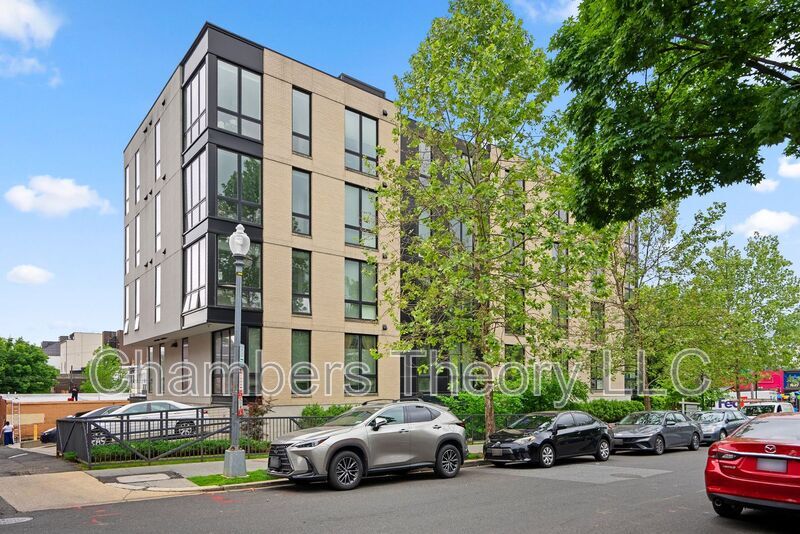 1380 Quincy St NW in Washington, DC - Building Photo