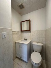 5002 NW 189th Terrace in Miami Gardens, FL - Building Photo - Building Photo