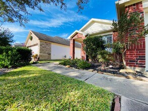 24638 Lakecrest Village Dr in Katy, TX - Building Photo - Building Photo