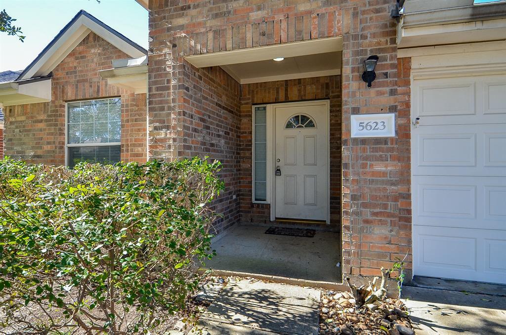 5623 Cozy Terrace Ln in Houston, TX - Building Photo