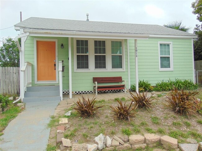 property at 1914 52nd St