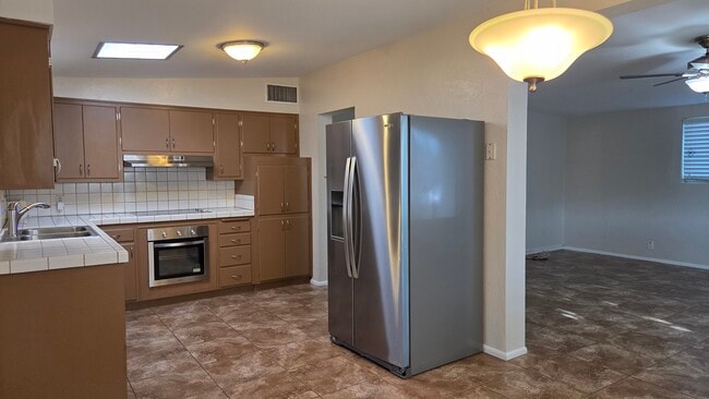 property at 4342 N Radin Ave