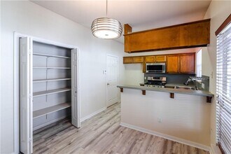 105 Bluejay Cove in Hutto, TX - Building Photo - Building Photo