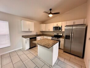 314 NW 7th Pl in Cape Coral, FL - Building Photo - Building Photo