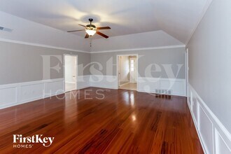 8870 Cherrywood Cove in Memphis, TN - Foto de edificio - Building Photo