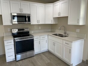 10202 Mandalay Ct in Riverside, CA - Building Photo - Building Photo