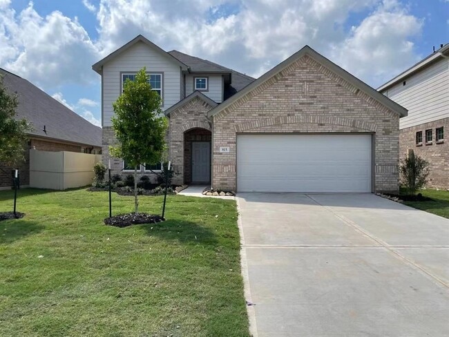 property at 815 Summer Vlg Wy