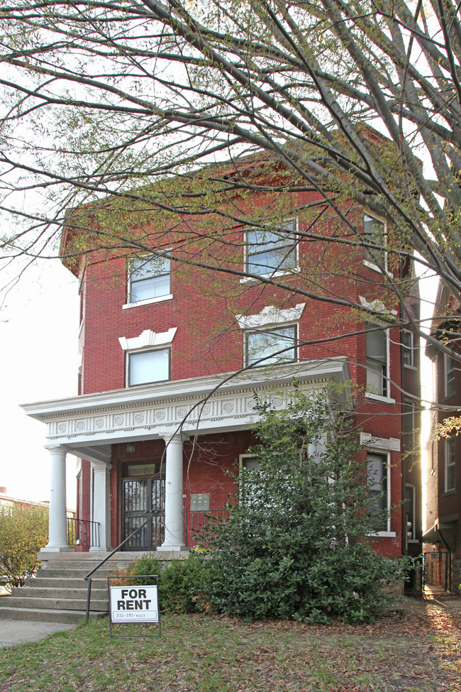 1503 S 3rd St in Louisville, KY - Foto de edificio - Building Photo