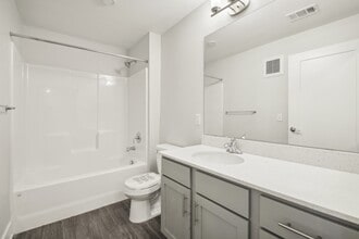 Residences at Hoffman in Aurora, CO - Foto de edificio - Building Photo