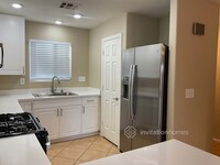 8384 Pearl Beach Ct in Las Vegas, NV - Building Photo - Building Photo