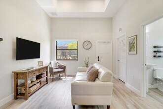 10735 Lantana Rd in Wellington, FL - Building Photo - Building Photo