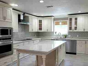 8129 Lemon Tree St in Port Arthur, TX - Building Photo - Building Photo