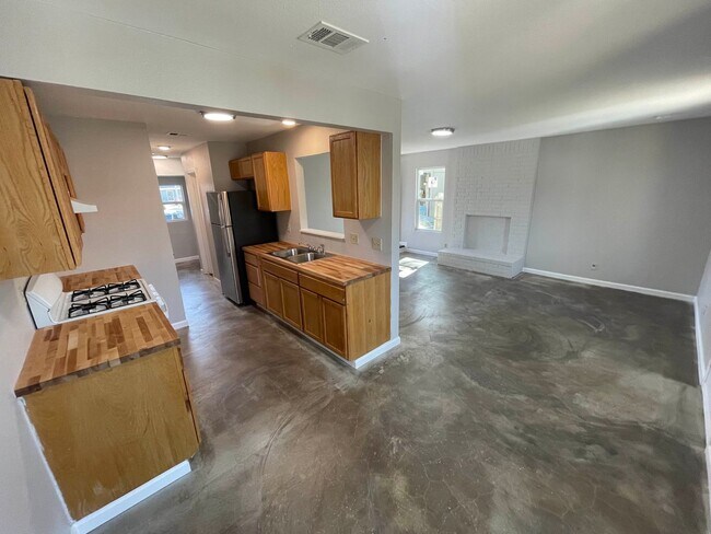 6102 Conti Ct