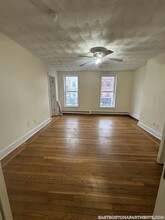 25 Chelsea St in Boston, MA - Building Photo - Building Photo