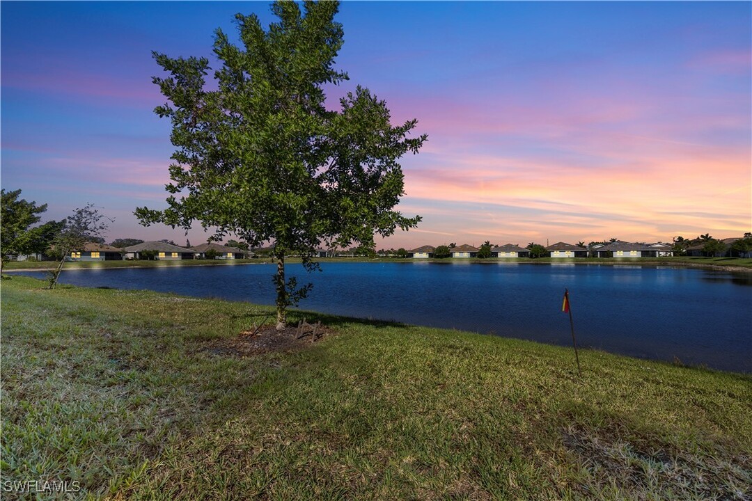 1117 Rolling Brk Ln in Naples, FL - Building Photo