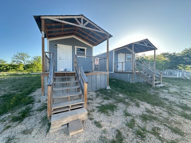 2440 TX-16 in Bandera, TX - Building Photo - Building Photo