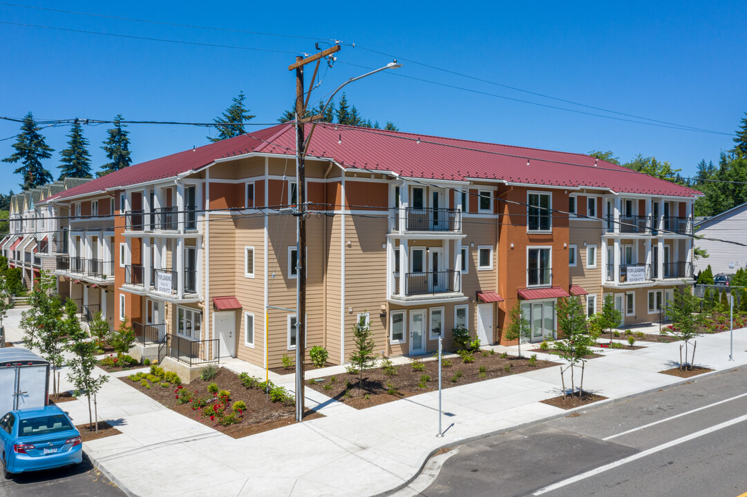 Spring Villa Apartments in Portland, OR - Building Photo