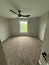 5216 Pandit Dr in Bettendorf, IA - Building Photo - Building Photo