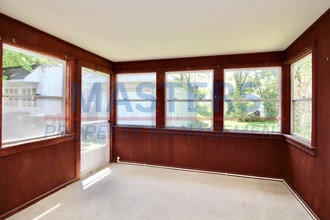 718 Elm St in Perrysburg, OH - Building Photo - Building Photo