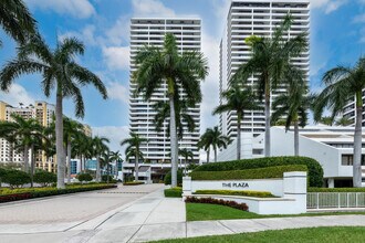 525 S Flagler Dr in West Palm Beach, FL - Building Photo - Building Photo