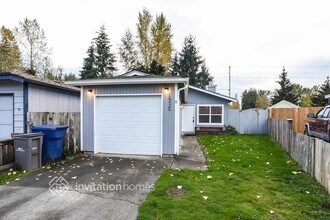 10020 54th Dr NE in Marysville, WA - Foto de edificio - Building Photo