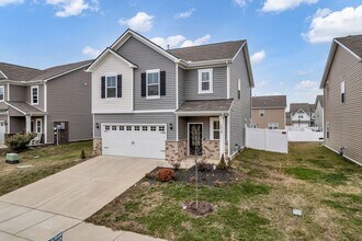 1020 Baltusrol Ln in Lebanon, TN - Building Photo - Building Photo