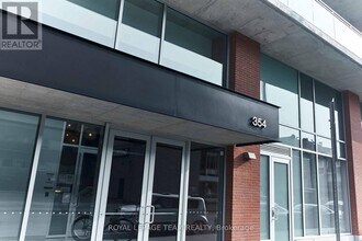354-354 Gladstone Ave in Ottawa, ON - Building Photo - Building Photo