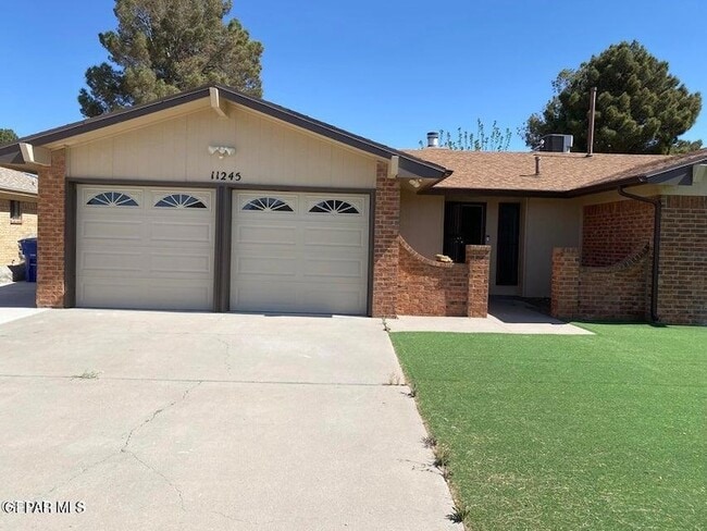 property at 11245 Quintana Dr