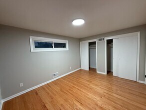 9900 Richmond Dr in Kansas City, MO - Building Photo - Building Photo