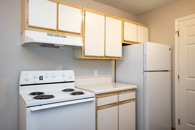 Landings & Villas of Hickory in Hickory, NC - Foto de edificio - Interior Photo