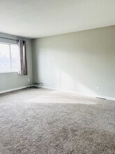 318 Michigan Ave in Berthoud, CO - Building Photo - Building Photo