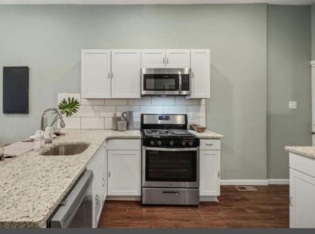 3904 Aspen St in Philadelphia, PA - Building Photo - Building Photo