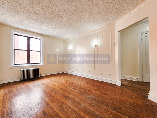 2 North St, Unit D1 in Mount Vernon, NY - Foto de edificio - Building Photo