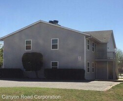 309 Falcon Ct in Norman, OK - Building Photo