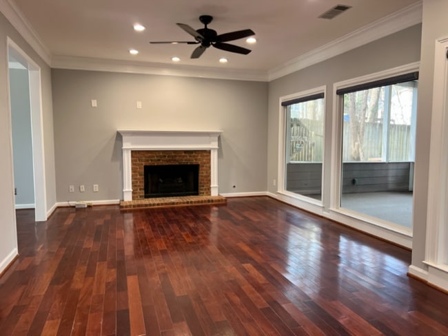 property at 4825 Chesterfield Ct