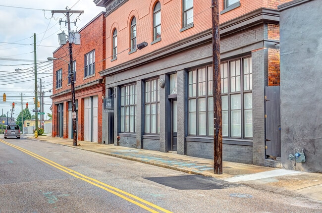 246 N Court St in Montgomery, AL - Building Photo - Building Photo