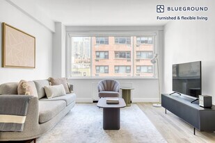 340 E 51st St in New York, NY - Building Photo