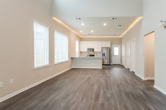 18764 Crescent Trails Cir in Montgomery, TX - Building Photo - Building Photo