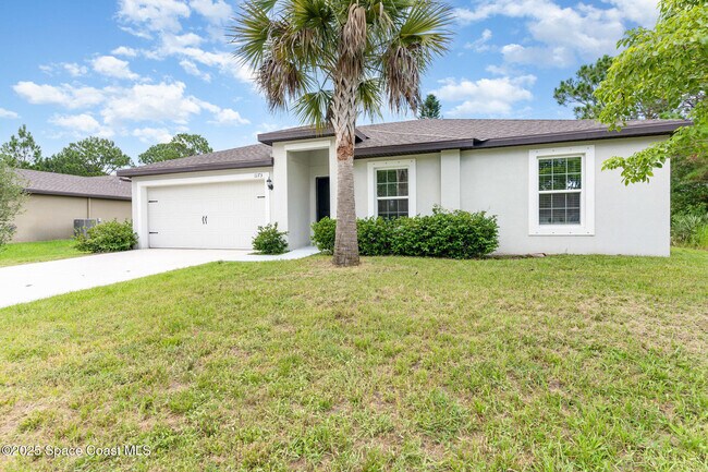 1173 Walden Blvd SE in Palm Bay, FL - Building Photo - Building Photo