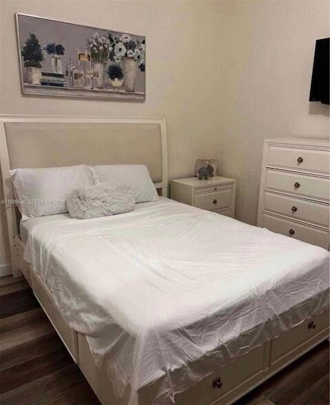 2481 NE 2nd Dr, Unit 1 in Homestead, FL - Building Photo - Building Photo