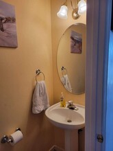 10737 Mountain Ash Dr in Glen Allen, VA - Foto de edificio - Building Photo