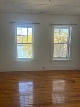 123 Mayfield St in Worcester, MA - Building Photo - Building Photo