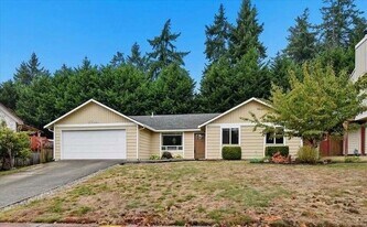 27001 35th Ave S in Kent, WA - Building Photo